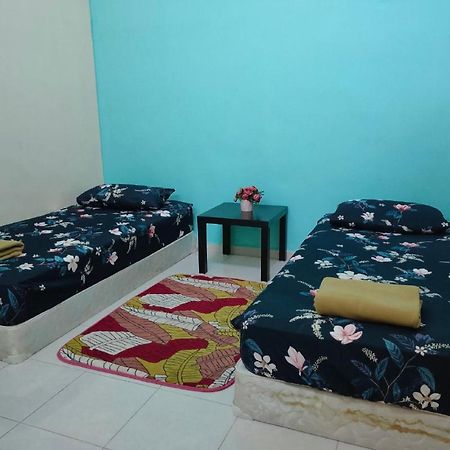 D'Q Putra Homestay Melaka Esterno foto