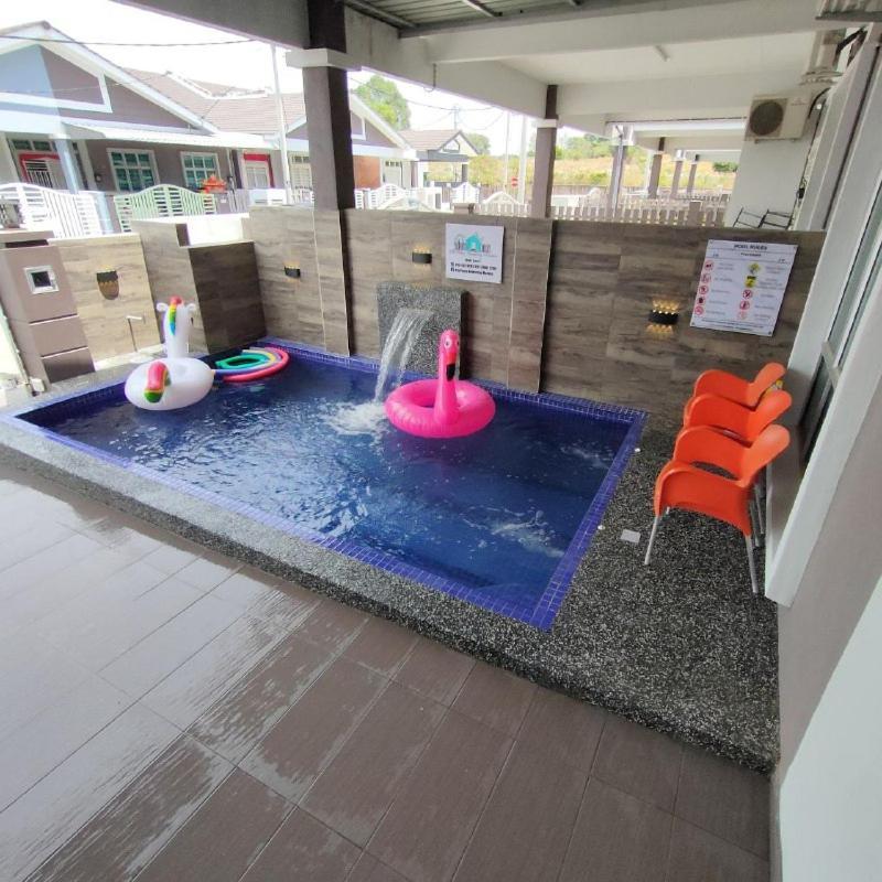 D'Q Putra Homestay Melaka Esterno foto